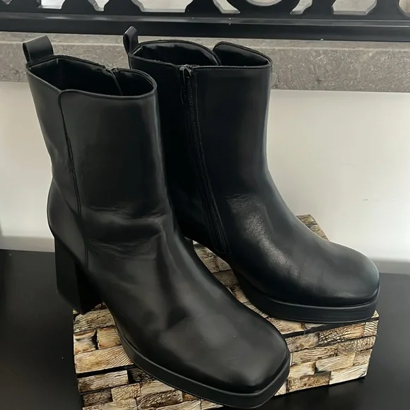 NEW GABOR Black Leather Platform Boots Block Heel Side Zipper Ankle - Size 5.5 - Picture 8 of 16